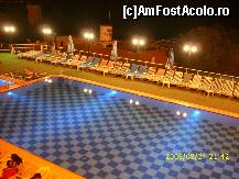 [P06] poza cu piscina noaptea » foto by tonymaestrul*
 - 
<span class="allrVoted glyphicon glyphicon-heart hidden" id="av334046"></span>
<a class="m-l-10 hidden" id="sv334046" onclick="voting_Foto_DelVot(,334046,359)" role="button">șterge vot <span class="glyphicon glyphicon-remove"></span></a>
<a id="v9334046" class=" c-red"  onclick="voting_Foto_SetVot(334046)" role="button"><span class="glyphicon glyphicon-heart-empty"></span> <b>LIKE</b> = Votează poza</a> <img class="hidden"  id="f334046W9" src="/imagini/loader.gif" border="0" /><span class="AjErrMes hidden" id="e334046ErM"></span>