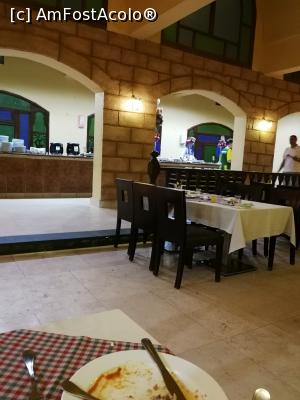 [P20] Parte din restaurantul principal de la mirette » foto by fra
 - 
<span class="allrVoted glyphicon glyphicon-heart hidden" id="av1022549"></span>
<a class="m-l-10 hidden" id="sv1022549" onclick="voting_Foto_DelVot(,1022549,36)" role="button">șterge vot <span class="glyphicon glyphicon-remove"></span></a>
<a id="v91022549" class=" c-red"  onclick="voting_Foto_SetVot(1022549)" role="button"><span class="glyphicon glyphicon-heart-empty"></span> <b>LIKE</b> = Votează poza</a> <img class="hidden"  id="f1022549W9" src="/imagini/loader.gif" border="0" /><span class="AjErrMes hidden" id="e1022549ErM"></span>