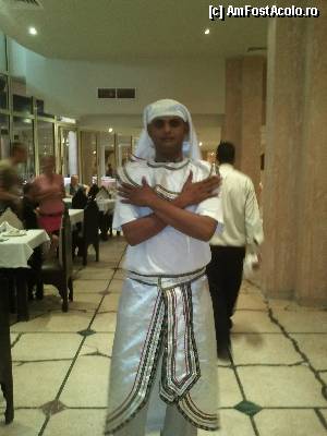 [P03] Egiptenii sarbatoreau Ramadamul, astfel incat in fiecare seara, restaurantul avea o anume tema. Aici, tema era Egiptul antic.  » foto by devibad
 - 
<span class="allrVoted glyphicon glyphicon-heart hidden" id="av345759"></span>
<a class="m-l-10 hidden" id="sv345759" onclick="voting_Foto_DelVot(,345759,36)" role="button">șterge vot <span class="glyphicon glyphicon-remove"></span></a>
<a id="v9345759" class=" c-red"  onclick="voting_Foto_SetVot(345759)" role="button"><span class="glyphicon glyphicon-heart-empty"></span> <b>LIKE</b> = Votează poza</a> <img class="hidden"  id="f345759W9" src="/imagini/loader.gif" border="0" /><span class="AjErrMes hidden" id="e345759ErM"></span>