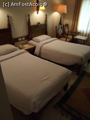 [P01] camera » foto by gcristian
 - 
<span class="allrVoted glyphicon glyphicon-heart hidden" id="av886213"></span>
<a class="m-l-10 hidden" id="sv886213" onclick="voting_Foto_DelVot(,886213,36)" role="button">șterge vot <span class="glyphicon glyphicon-remove"></span></a>
<a id="v9886213" class=" c-red"  onclick="voting_Foto_SetVot(886213)" role="button"><span class="glyphicon glyphicon-heart-empty"></span> <b>LIKE</b> = Votează poza</a> <img class="hidden"  id="f886213W9" src="/imagini/loader.gif" border="0" /><span class="AjErrMes hidden" id="e886213ErM"></span>