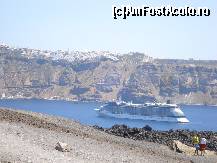 [P14] o imagine pitoreasca de pe vulcan santorini » foto by Alb
 - 
<span class="allrVoted glyphicon glyphicon-heart hidden" id="av86137"></span>
<a class="m-l-10 hidden" id="sv86137" onclick="voting_Foto_DelVot(,86137,363)" role="button">șterge vot <span class="glyphicon glyphicon-remove"></span></a>
<a id="v986137" class=" c-red"  onclick="voting_Foto_SetVot(86137)" role="button"><span class="glyphicon glyphicon-heart-empty"></span> <b>LIKE</b> = Votează poza</a> <img class="hidden"  id="f86137W9" src="/imagini/loader.gif" border="0" /><span class="AjErrMes hidden" id="e86137ErM"></span>