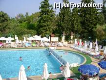 [P01] piscina, in dreapta spatiul pentru copii » foto by zenobia*
 - 
<span class="allrVoted glyphicon glyphicon-heart hidden" id="av3389"></span>
<a class="m-l-10 hidden" id="sv3389" onclick="voting_Foto_DelVot(,3389,366)" role="button">șterge vot <span class="glyphicon glyphicon-remove"></span></a>
<a id="v93389" class=" c-red"  onclick="voting_Foto_SetVot(3389)" role="button"><span class="glyphicon glyphicon-heart-empty"></span> <b>LIKE</b> = Votează poza</a> <img class="hidden"  id="f3389W9" src="/imagini/loader.gif" border="0" /><span class="AjErrMes hidden" id="e3389ErM"></span>