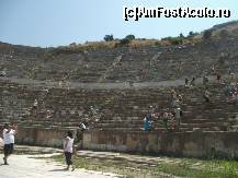 [P38] Teatrul mare din Efes » foto by iulibv
 - 
<span class="allrVoted glyphicon glyphicon-heart hidden" id="av112102"></span>
<a class="m-l-10 hidden" id="sv112102" onclick="voting_Foto_DelVot(,112102,366)" role="button">șterge vot <span class="glyphicon glyphicon-remove"></span></a>
<a id="v9112102" class=" c-red"  onclick="voting_Foto_SetVot(112102)" role="button"><span class="glyphicon glyphicon-heart-empty"></span> <b>LIKE</b> = Votează poza</a> <img class="hidden"  id="f112102W9" src="/imagini/loader.gif" border="0" /><span class="AjErrMes hidden" id="e112102ErM"></span>