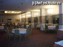 [P52] Sala de mese a hotelului Buyuk Truva din Canakkale » foto by iulibv
 - 
<span class="allrVoted glyphicon glyphicon-heart hidden" id="av112117"></span>
<a class="m-l-10 hidden" id="sv112117" onclick="voting_Foto_DelVot(,112117,366)" role="button">șterge vot <span class="glyphicon glyphicon-remove"></span></a>
<a id="v9112117" class=" c-red"  onclick="voting_Foto_SetVot(112117)" role="button"><span class="glyphicon glyphicon-heart-empty"></span> <b>LIKE</b> = Votează poza</a> <img class="hidden"  id="f112117W9" src="/imagini/loader.gif" border="0" /><span class="AjErrMes hidden" id="e112117ErM"></span>