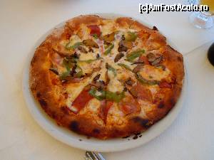 [P22] pizza de la Marco Polo » foto by mikulis
 - 
<span class="allrVoted glyphicon glyphicon-heart hidden" id="av607022"></span>
<a class="m-l-10 hidden" id="sv607022" onclick="voting_Foto_DelVot(,607022,369)" role="button">șterge vot <span class="glyphicon glyphicon-remove"></span></a>
<a id="v9607022" class=" c-red"  onclick="voting_Foto_SetVot(607022)" role="button"><span class="glyphicon glyphicon-heart-empty"></span> <b>LIKE</b> = Votează poza</a> <img class="hidden"  id="f607022W9" src="/imagini/loader.gif" border="0" /><span class="AjErrMes hidden" id="e607022ErM"></span>