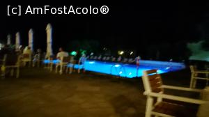 [P08] piscina luminată noaptea » foto by lauraned
 - 
<span class="allrVoted glyphicon glyphicon-heart hidden" id="av1078239"></span>
<a class="m-l-10 hidden" id="sv1078239" onclick="voting_Foto_DelVot(,1078239,369)" role="button">șterge vot <span class="glyphicon glyphicon-remove"></span></a>
<a id="v91078239" class=" c-red"  onclick="voting_Foto_SetVot(1078239)" role="button"><span class="glyphicon glyphicon-heart-empty"></span> <b>LIKE</b> = Votează poza</a> <img class="hidden"  id="f1078239W9" src="/imagini/loader.gif" border="0" /><span class="AjErrMes hidden" id="e1078239ErM"></span>