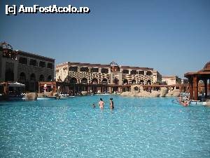 [P12] Piscina de la Mamlouk » foto by adichi
 - 
<span class="allrVoted glyphicon glyphicon-heart hidden" id="av722857"></span>
<a class="m-l-10 hidden" id="sv722857" onclick="voting_Foto_DelVot(,722857,37)" role="button">șterge vot <span class="glyphicon glyphicon-remove"></span></a>
<a id="v9722857" class=" c-red"  onclick="voting_Foto_SetVot(722857)" role="button"><span class="glyphicon glyphicon-heart-empty"></span> <b>LIKE</b> = Votează poza</a> <img class="hidden"  id="f722857W9" src="/imagini/loader.gif" border="0" /><span class="AjErrMes hidden" id="e722857ErM"></span>