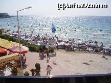 [P03] Vedere din camera... iata ce minune au facut cei 10€ dati drept bacsis. camera mare cu pat matrimonial et. 1, vedere la mare. » foto by tonny
 - 
<span class="allrVoted glyphicon glyphicon-heart hidden" id="av79617"></span>
<a class="m-l-10 hidden" id="sv79617" onclick="voting_Foto_DelVot(,79617,370)" role="button">șterge vot <span class="glyphicon glyphicon-remove"></span></a>
<a id="v979617" class=" c-red"  onclick="voting_Foto_SetVot(79617)" role="button"><span class="glyphicon glyphicon-heart-empty"></span> <b>LIKE</b> = Votează poza</a> <img class="hidden"  id="f79617W9" src="/imagini/loader.gif" border="0" /><span class="AjErrMes hidden" id="e79617ErM"></span>