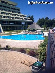 [P50] Hotel Meliton-partea dinspre sud » foto by Aeerdna*
 - 
<span class="allrVoted glyphicon glyphicon-heart hidden" id="av247491"></span>
<a class="m-l-10 hidden" id="sv247491" onclick="voting_Foto_DelVot(,247491,374)" role="button">șterge vot <span class="glyphicon glyphicon-remove"></span></a>
<a id="v9247491" class=" c-red"  onclick="voting_Foto_SetVot(247491)" role="button"><span class="glyphicon glyphicon-heart-empty"></span> <b>LIKE</b> = Votează poza</a> <img class="hidden"  id="f247491W9" src="/imagini/loader.gif" border="0" /><span class="AjErrMes hidden" id="e247491ErM"></span>