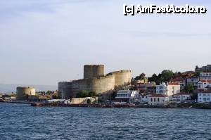 [P02] Castelul Kilitbahi,  construit cu scop defensiv pentru controlul si supravegherea stramtorii » foto by cdiana
 - 
<span class="allrVoted glyphicon glyphicon-heart hidden" id="av434305"></span>
<a class="m-l-10 hidden" id="sv434305" onclick="voting_Foto_DelVot(,434305,377)" role="button">șterge vot <span class="glyphicon glyphicon-remove"></span></a>
<a id="v9434305" class=" c-red"  onclick="voting_Foto_SetVot(434305)" role="button"><span class="glyphicon glyphicon-heart-empty"></span> <b>LIKE</b> = Votează poza</a> <img class="hidden"  id="f434305W9" src="/imagini/loader.gif" border="0" /><span class="AjErrMes hidden" id="e434305ErM"></span>