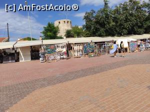 [P90] Bazar in port ( Bozcaada ) » foto by ilee
 - 
<span class="allrVoted glyphicon glyphicon-heart hidden" id="av1382000"></span>
<a class="m-l-10 hidden" id="sv1382000" onclick="voting_Foto_DelVot(,1382000,377)" role="button">șterge vot <span class="glyphicon glyphicon-remove"></span></a>
<a id="v91382000" class=" c-red"  onclick="voting_Foto_SetVot(1382000)" role="button"><span class="glyphicon glyphicon-heart-empty"></span> <b>LIKE</b> = Votează poza</a> <img class="hidden"  id="f1382000W9" src="/imagini/loader.gif" border="0" /><span class="AjErrMes hidden" id="e1382000ErM"></span>