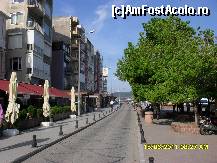 [P14] Canakkale, straduta pe malul marii cu multe terase » foto by adryana
 - 
<span class="allrVoted glyphicon glyphicon-heart hidden" id="av215851"></span>
<a class="m-l-10 hidden" id="sv215851" onclick="voting_Foto_DelVot(,215851,377)" role="button">șterge vot <span class="glyphicon glyphicon-remove"></span></a>
<a id="v9215851" class=" c-red"  onclick="voting_Foto_SetVot(215851)" role="button"><span class="glyphicon glyphicon-heart-empty"></span> <b>LIKE</b> = Votează poza</a> <img class="hidden"  id="f215851W9" src="/imagini/loader.gif" border="0" /><span class="AjErrMes hidden" id="e215851ErM"></span>