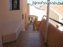 [P05] Faimoasele sute de trepte ce trebuiesc escaladate cu bagajele pt ca nu exista o banda sa le poti trage... :( !! Apartamentele sunt inghesuite! ca sa incapa turisti cat mai multi!! Pai nu? :) » foto by ogabriela
 - 
<span class="allrVoted glyphicon glyphicon-heart hidden" id="av17434"></span>
<a class="m-l-10 hidden" id="sv17434" onclick="voting_Foto_DelVot(,17434,398)" role="button">șterge vot <span class="glyphicon glyphicon-remove"></span></a>
<a id="v917434" class=" c-red"  onclick="voting_Foto_SetVot(17434)" role="button"><span class="glyphicon glyphicon-heart-empty"></span> <b>LIKE</b> = Votează poza</a> <img class="hidden"  id="f17434W9" src="/imagini/loader.gif" border="0" /><span class="AjErrMes hidden" id="e17434ErM"></span>