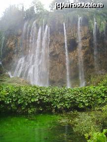 [P09] Plitvice » foto by felix
 - 
<span class="allrVoted glyphicon glyphicon-heart hidden" id="av114463"></span>
<a class="m-l-10 hidden" id="sv114463" onclick="voting_Foto_DelVot(,114463,399)" role="button">șterge vot <span class="glyphicon glyphicon-remove"></span></a>
<a id="v9114463" class=" c-red"  onclick="voting_Foto_SetVot(114463)" role="button"><span class="glyphicon glyphicon-heart-empty"></span> <b>LIKE</b> = Votează poza</a> <img class="hidden"  id="f114463W9" src="/imagini/loader.gif" border="0" /><span class="AjErrMes hidden" id="e114463ErM"></span>