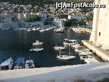 [P16] Portul cetatii. Dubrovnik » foto by vioghi
 - 
<span class="allrVoted glyphicon glyphicon-heart hidden" id="av185798"></span>
<a class="m-l-10 hidden" id="sv185798" onclick="voting_Foto_DelVot(,185798,399)" role="button">șterge vot <span class="glyphicon glyphicon-remove"></span></a>
<a id="v9185798" class=" c-red"  onclick="voting_Foto_SetVot(185798)" role="button"><span class="glyphicon glyphicon-heart-empty"></span> <b>LIKE</b> = Votează poza</a> <img class="hidden"  id="f185798W9" src="/imagini/loader.gif" border="0" /><span class="AjErrMes hidden" id="e185798ErM"></span>