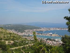 [P26] Panoramă cu oraşul Trogir » foto by Marian Preda
 - 
<span class="allrVoted glyphicon glyphicon-heart hidden" id="av600331"></span>
<a class="m-l-10 hidden" id="sv600331" onclick="voting_Foto_DelVot(,600331,399)" role="button">șterge vot <span class="glyphicon glyphicon-remove"></span></a>
<a id="v9600331" class=" c-red"  onclick="voting_Foto_SetVot(600331)" role="button"><span class="glyphicon glyphicon-heart-empty"></span> <b>LIKE</b> = Votează poza</a> <img class="hidden"  id="f600331W9" src="/imagini/loader.gif" border="0" /><span class="AjErrMes hidden" id="e600331ErM"></span>