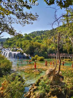 [P16] Cascada Krka » foto by crisa04
 - 
<span class="allrVoted glyphicon glyphicon-heart hidden" id="av1184978"></span>
<a class="m-l-10 hidden" id="sv1184978" onclick="voting_Foto_DelVot(,1184978,399)" role="button">șterge vot <span class="glyphicon glyphicon-remove"></span></a>
<a id="v91184978" class=" c-red"  onclick="voting_Foto_SetVot(1184978)" role="button"><span class="glyphicon glyphicon-heart-empty"></span> <b>LIKE</b> = Votează poza</a> <img class="hidden"  id="f1184978W9" src="/imagini/loader.gif" border="0" /><span class="AjErrMes hidden" id="e1184978ErM"></span>