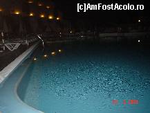 [P11] piscina noaptea si o parte din hotel » foto by Yonyka
 - 
<span class="allrVoted glyphicon glyphicon-heart hidden" id="av130539"></span>
<a class="m-l-10 hidden" id="sv130539" onclick="voting_Foto_DelVot(,130539,405)" role="button">șterge vot <span class="glyphicon glyphicon-remove"></span></a>
<a id="v9130539" class=" c-red"  onclick="voting_Foto_SetVot(130539)" role="button"><span class="glyphicon glyphicon-heart-empty"></span> <b>LIKE</b> = Votează poza</a> <img class="hidden"  id="f130539W9" src="/imagini/loader.gif" border="0" /><span class="AjErrMes hidden" id="e130539ErM"></span>