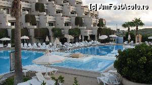 [P03] Piscinele hotelului Gala » foto by Hertha
 - 
<span class="allrVoted glyphicon glyphicon-heart hidden" id="av360786"></span>
<a class="m-l-10 hidden" id="sv360786" onclick="voting_Foto_DelVot(,360786,405)" role="button">șterge vot <span class="glyphicon glyphicon-remove"></span></a>
<a id="v9360786" class=" c-red"  onclick="voting_Foto_SetVot(360786)" role="button"><span class="glyphicon glyphicon-heart-empty"></span> <b>LIKE</b> = Votează poza</a> <img class="hidden"  id="f360786W9" src="/imagini/loader.gif" border="0" /><span class="AjErrMes hidden" id="e360786ErM"></span>