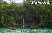 [P30] Parcul national Plitvice » foto by ambvision
 - 
<span class="allrVoted glyphicon glyphicon-heart hidden" id="av513"></span>
<a class="m-l-10 hidden" id="sv513" onclick="voting_Foto_DelVot(,513,412)" role="button">șterge vot <span class="glyphicon glyphicon-remove"></span></a>
<a id="v9513" class=" c-red"  onclick="voting_Foto_SetVot(513)" role="button"><span class="glyphicon glyphicon-heart-empty"></span> <b>LIKE</b> = Votează poza</a> <img class="hidden"  id="f513W9" src="/imagini/loader.gif" border="0" /><span class="AjErrMes hidden" id="e513ErM"></span>