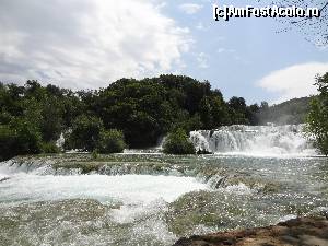 [P14] Skradinski Buk in aval » foto by Marian Preda
 - 
<span class="allrVoted glyphicon glyphicon-heart hidden" id="av568934"></span>
<a class="m-l-10 hidden" id="sv568934" onclick="voting_Foto_DelVot(,568934,413)" role="button">șterge vot <span class="glyphicon glyphicon-remove"></span></a>
<a id="v9568934" class=" c-red"  onclick="voting_Foto_SetVot(568934)" role="button"><span class="glyphicon glyphicon-heart-empty"></span> <b>LIKE</b> = Votează poza</a> <img class="hidden"  id="f568934W9" src="/imagini/loader.gif" border="0" /><span class="AjErrMes hidden" id="e568934ErM"></span>