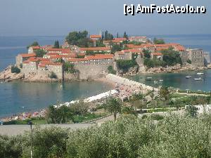 [P01] Sveti Stefan » foto by marocanu21
 - 
<span class="allrVoted glyphicon glyphicon-heart hidden" id="av359868"></span>
<a class="m-l-10 hidden" id="sv359868" onclick="voting_Foto_DelVot(,359868,413)" role="button">șterge vot <span class="glyphicon glyphicon-remove"></span></a>
<a id="v9359868" class=" c-red"  onclick="voting_Foto_SetVot(359868)" role="button"><span class="glyphicon glyphicon-heart-empty"></span> <b>LIKE</b> = Votează poza</a> <img class="hidden"  id="f359868W9" src="/imagini/loader.gif" border="0" /><span class="AjErrMes hidden" id="e359868ErM"></span>