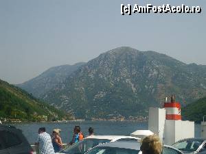 [P03] pe ferryboat in golful Kotor » foto by marocanu21
 - 
<span class="allrVoted glyphicon glyphicon-heart hidden" id="av359874"></span>
<a class="m-l-10 hidden" id="sv359874" onclick="voting_Foto_DelVot(,359874,413)" role="button">șterge vot <span class="glyphicon glyphicon-remove"></span></a>
<a id="v9359874" class=" c-red"  onclick="voting_Foto_SetVot(359874)" role="button"><span class="glyphicon glyphicon-heart-empty"></span> <b>LIKE</b> = Votează poza</a> <img class="hidden"  id="f359874W9" src="/imagini/loader.gif" border="0" /><span class="AjErrMes hidden" id="e359874ErM"></span>