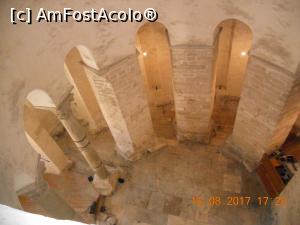 [P19] interior biserica sf. Donat » foto by zlatna
 - 
<span class="allrVoted glyphicon glyphicon-heart hidden" id="av910080"></span>
<a class="m-l-10 hidden" id="sv910080" onclick="voting_Foto_DelVot(,910080,414)" role="button">șterge vot <span class="glyphicon glyphicon-remove"></span></a>
<a id="v9910080" class=" c-red"  onclick="voting_Foto_SetVot(910080)" role="button"><span class="glyphicon glyphicon-heart-empty"></span> <b>LIKE</b> = Votează poza</a> <img class="hidden"  id="f910080W9" src="/imagini/loader.gif" border="0" /><span class="AjErrMes hidden" id="e910080ErM"></span>