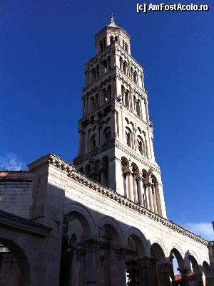 [P12] Turnul clopotniță și peristilul Catedralei Sf. Domnius din Split » foto by fvpmed
 - 
<span class="allrVoted glyphicon glyphicon-heart hidden" id="av344584"></span>
<a class="m-l-10 hidden" id="sv344584" onclick="voting_Foto_DelVot(,344584,415)" role="button">șterge vot <span class="glyphicon glyphicon-remove"></span></a>
<a id="v9344584" class=" c-red"  onclick="voting_Foto_SetVot(344584)" role="button"><span class="glyphicon glyphicon-heart-empty"></span> <b>LIKE</b> = Votează poza</a> <img class="hidden"  id="f344584W9" src="/imagini/loader.gif" border="0" /><span class="AjErrMes hidden" id="e344584ErM"></span>