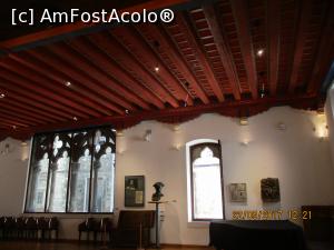 [P15] Sala gotică.  » foto by elviramvio
 - 
<span class="allrVoted glyphicon glyphicon-heart hidden" id="av927470"></span>
<a class="m-l-10 hidden" id="sv927470" onclick="voting_Foto_DelVot(,927470,415)" role="button">șterge vot <span class="glyphicon glyphicon-remove"></span></a>
<a id="v9927470" class=" c-red"  onclick="voting_Foto_SetVot(927470)" role="button"><span class="glyphicon glyphicon-heart-empty"></span> <b>LIKE</b> = Votează poza</a> <img class="hidden"  id="f927470W9" src="/imagini/loader.gif" border="0" /><span class="AjErrMes hidden" id="e927470ErM"></span>