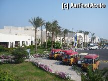 [P03] Vedere intrare hotel  » foto by Tempo
 - 
<span class="allrVoted glyphicon glyphicon-heart hidden" id="av5227"></span>
<a class="m-l-10 hidden" id="sv5227" onclick="voting_Foto_DelVot(,5227,418)" role="button">șterge vot <span class="glyphicon glyphicon-remove"></span></a>
<a id="v95227" class=" c-red"  onclick="voting_Foto_SetVot(5227)" role="button"><span class="glyphicon glyphicon-heart-empty"></span> <b>LIKE</b> = Votează poza</a> <img class="hidden"  id="f5227W9" src="/imagini/loader.gif" border="0" /><span class="AjErrMes hidden" id="e5227ErM"></span>