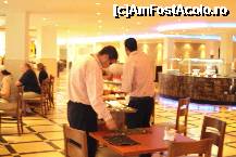 [P09] La Al Dente,chelneri la datorie » foto by vera77
 - 
<span class="allrVoted glyphicon glyphicon-heart hidden" id="av298433"></span>
<a class="m-l-10 hidden" id="sv298433" onclick="voting_Foto_DelVot(,298433,418)" role="button">șterge vot <span class="glyphicon glyphicon-remove"></span></a>
<a id="v9298433" class=" c-red"  onclick="voting_Foto_SetVot(298433)" role="button"><span class="glyphicon glyphicon-heart-empty"></span> <b>LIKE</b> = Votează poza</a> <img class="hidden"  id="f298433W9" src="/imagini/loader.gif" border="0" /><span class="AjErrMes hidden" id="e298433ErM"></span>