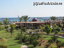 [P04] Vedere de la balconul camerei noastre spre plaja (beach bar) » foto by atasiei_raul
 - 
<span class="allrVoted glyphicon glyphicon-heart hidden" id="av152231"></span>
<a class="m-l-10 hidden" id="sv152231" onclick="voting_Foto_DelVot(,152231,422)" role="button">șterge vot <span class="glyphicon glyphicon-remove"></span></a>
<a id="v9152231" class=" c-red"  onclick="voting_Foto_SetVot(152231)" role="button"><span class="glyphicon glyphicon-heart-empty"></span> <b>LIKE</b> = Votează poza</a> <img class="hidden"  id="f152231W9" src="/imagini/loader.gif" border="0" /><span class="AjErrMes hidden" id="e152231ErM"></span>