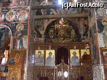 [P55] interior din biserica la manastirea sf treime » foto by onlyoctavian
 - 
<span class="allrVoted glyphicon glyphicon-heart hidden" id="av253229"></span>
<a class="m-l-10 hidden" id="sv253229" onclick="voting_Foto_DelVot(,253229,430)" role="button">șterge vot <span class="glyphicon glyphicon-remove"></span></a>
<a id="v9253229" class=" c-red"  onclick="voting_Foto_SetVot(253229)" role="button"><span class="glyphicon glyphicon-heart-empty"></span> <b>LIKE</b> = Votează poza</a> <img class="hidden"  id="f253229W9" src="/imagini/loader.gif" border="0" /><span class="AjErrMes hidden" id="e253229ErM"></span>