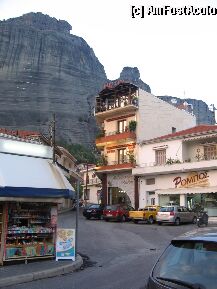 [P01] Hotel Aeolic Star (3***), Kalambaka. » foto by geocosma
 - 
<span class="allrVoted glyphicon glyphicon-heart hidden" id="av657"></span>
<a class="m-l-10 hidden" id="sv657" onclick="voting_Foto_DelVot(,657,430)" role="button">șterge vot <span class="glyphicon glyphicon-remove"></span></a>
<a id="v9657" class=" c-red"  onclick="voting_Foto_SetVot(657)" role="button"><span class="glyphicon glyphicon-heart-empty"></span> <b>LIKE</b> = Votează poza</a> <img class="hidden"  id="f657W9" src="/imagini/loader.gif" border="0" /><span class="AjErrMes hidden" id="e657ErM"></span>