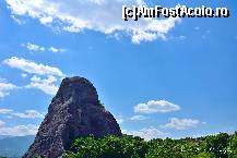 [P25] O stanca ratacita la Meteora.  » foto by Vlahos2003
 - 
<span class="allrVoted glyphicon glyphicon-heart hidden" id="av449822"></span>
<a class="m-l-10 hidden" id="sv449822" onclick="voting_Foto_DelVot(,449822,430)" role="button">șterge vot <span class="glyphicon glyphicon-remove"></span></a>
<a id="v9449822" class=" c-red"  onclick="voting_Foto_SetVot(449822)" role="button"><span class="glyphicon glyphicon-heart-empty"></span> <b>LIKE</b> = Votează poza</a> <img class="hidden"  id="f449822W9" src="/imagini/loader.gif" border="0" /><span class="AjErrMes hidden" id="e449822ErM"></span>