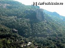 [P39] Meteora - Manastirea Sfantul Stefan - vedere imprejur 1 » foto by Liaa*
 - 
<span class="allrVoted glyphicon glyphicon-heart hidden" id="av215442"></span>
<a class="m-l-10 hidden" id="sv215442" onclick="voting_Foto_DelVot(,215442,430)" role="button">șterge vot <span class="glyphicon glyphicon-remove"></span></a>
<a id="v9215442" class=" c-red"  onclick="voting_Foto_SetVot(215442)" role="button"><span class="glyphicon glyphicon-heart-empty"></span> <b>LIKE</b> = Votează poza</a> <img class="hidden"  id="f215442W9" src="/imagini/loader.gif" border="0" /><span class="AjErrMes hidden" id="e215442ErM"></span>