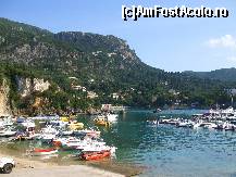 [P04] Vedere din port Paleokastritsa. » foto by cristi46
 - 
<span class="allrVoted glyphicon glyphicon-heart hidden" id="av142050"></span>
<a class="m-l-10 hidden" id="sv142050" onclick="voting_Foto_DelVot(,142050,434)" role="button">șterge vot <span class="glyphicon glyphicon-remove"></span></a>
<a id="v9142050" class=" c-red"  onclick="voting_Foto_SetVot(142050)" role="button"><span class="glyphicon glyphicon-heart-empty"></span> <b>LIKE</b> = Votează poza</a> <img class="hidden"  id="f142050W9" src="/imagini/loader.gif" border="0" /><span class="AjErrMes hidden" id="e142050ErM"></span>
