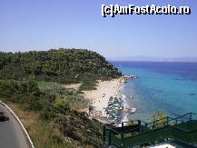 [P02] Plaja hotelului si scarile de la liftul ce ajuta la coborare pe plaja.Dupa preferinta se poate face miscare sau profita de acest lift pentru a continua obiceiurile sedentare. » foto by livioarel*
 - 
<span class="allrVoted glyphicon glyphicon-heart hidden" id="av306668"></span>
<a class="m-l-10 hidden" id="sv306668" onclick="voting_Foto_DelVot(,306668,446)" role="button">șterge vot <span class="glyphicon glyphicon-remove"></span></a>
<a id="v9306668" class=" c-red"  onclick="voting_Foto_SetVot(306668)" role="button"><span class="glyphicon glyphicon-heart-empty"></span> <b>LIKE</b> = Votează poza</a> <img class="hidden"  id="f306668W9" src="/imagini/loader.gif" border="0" /><span class="AjErrMes hidden" id="e306668ErM"></span>