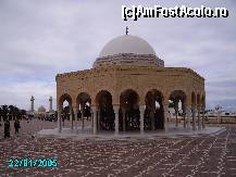 [P71] monastir,excursie la mormantul primului presedinte » foto by mariuscfar
 - 
<span class="allrVoted glyphicon glyphicon-heart hidden" id="av301017"></span>
<a class="m-l-10 hidden" id="sv301017" onclick="voting_Foto_DelVot(,301017,447)" role="button">șterge vot <span class="glyphicon glyphicon-remove"></span></a>
<a id="v9301017" class=" c-red"  onclick="voting_Foto_SetVot(301017)" role="button"><span class="glyphicon glyphicon-heart-empty"></span> <b>LIKE</b> = Votează poza</a> <img class="hidden"  id="f301017W9" src="/imagini/loader.gif" border="0" /><span class="AjErrMes hidden" id="e301017ErM"></span>