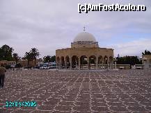 [P72] monastir,excursie la mormantul primului presedinte » foto by mariuscfar
 - 
<span class="allrVoted glyphicon glyphicon-heart hidden" id="av301018"></span>
<a class="m-l-10 hidden" id="sv301018" onclick="voting_Foto_DelVot(,301018,447)" role="button">șterge vot <span class="glyphicon glyphicon-remove"></span></a>
<a id="v9301018" class=" c-red"  onclick="voting_Foto_SetVot(301018)" role="button"><span class="glyphicon glyphicon-heart-empty"></span> <b>LIKE</b> = Votează poza</a> <img class="hidden"  id="f301018W9" src="/imagini/loader.gif" border="0" /><span class="AjErrMes hidden" id="e301018ErM"></span>