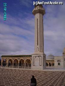 [P76] monastir,excursie la mormantul primului presedinte » foto by mariuscfar
 - 
<span class="allrVoted glyphicon glyphicon-heart hidden" id="av301022"></span>
<a class="m-l-10 hidden" id="sv301022" onclick="voting_Foto_DelVot(,301022,447)" role="button">șterge vot <span class="glyphicon glyphicon-remove"></span></a>
<a id="v9301022" class=" c-red"  onclick="voting_Foto_SetVot(301022)" role="button"><span class="glyphicon glyphicon-heart-empty"></span> <b>LIKE</b> = Votează poza</a> <img class="hidden"  id="f301022W9" src="/imagini/loader.gif" border="0" /><span class="AjErrMes hidden" id="e301022ErM"></span>