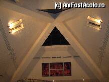 [P02] Un tavan din holul hotelului » foto by rsimona
 - 
<span class="allrVoted glyphicon glyphicon-heart hidden" id="av211692"></span>
<a class="m-l-10 hidden" id="sv211692" onclick="voting_Foto_DelVot(,211692,458)" role="button">șterge vot <span class="glyphicon glyphicon-remove"></span></a>
<a id="v9211692" class=" c-red"  onclick="voting_Foto_SetVot(211692)" role="button"><span class="glyphicon glyphicon-heart-empty"></span> <b>LIKE</b> = Votează poza</a> <img class="hidden"  id="f211692W9" src="/imagini/loader.gif" border="0" /><span class="AjErrMes hidden" id="e211692ErM"></span>