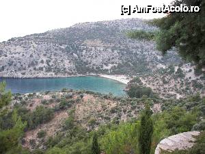 [P20] Plaja Livadi fotografiată de sus de pe şoseaua ,,inelară' din jurul insulei Thasos.  » foto by bose
 - 
<span class="allrVoted glyphicon glyphicon-heart hidden" id="av397824"></span>
<a class="m-l-10 hidden" id="sv397824" onclick="voting_Foto_DelVot(,397824,460)" role="button">șterge vot <span class="glyphicon glyphicon-remove"></span></a>
<a id="v9397824" class=" c-red"  onclick="voting_Foto_SetVot(397824)" role="button"><span class="glyphicon glyphicon-heart-empty"></span> <b>LIKE</b> = Votează poza</a> <img class="hidden"  id="f397824W9" src="/imagini/loader.gif" border="0" /><span class="AjErrMes hidden" id="e397824ErM"></span>