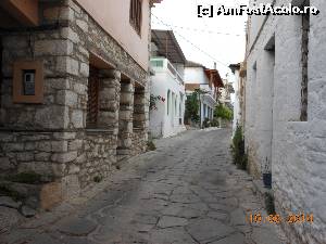 [P31] Theologos - Stradă în satul tradiţional.  » foto by iulianic
 - 
<span class="allrVoted glyphicon glyphicon-heart hidden" id="av525226"></span>
<a class="m-l-10 hidden" id="sv525226" onclick="voting_Foto_DelVot(,525226,460)" role="button">șterge vot <span class="glyphicon glyphicon-remove"></span></a>
<a id="v9525226" class=" c-red"  onclick="voting_Foto_SetVot(525226)" role="button"><span class="glyphicon glyphicon-heart-empty"></span> <b>LIKE</b> = Votează poza</a> <img class="hidden"  id="f525226W9" src="/imagini/loader.gif" border="0" /><span class="AjErrMes hidden" id="e525226ErM"></span>