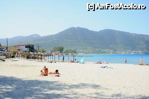 [P17] Golden Beach, aveam locuri la umbră, în faţă, să vedem scrisul » foto by ariciu*
 - 
<span class="allrVoted glyphicon glyphicon-heart hidden" id="av426823"></span>
<a class="m-l-10 hidden" id="sv426823" onclick="voting_Foto_DelVot(,426823,460)" role="button">șterge vot <span class="glyphicon glyphicon-remove"></span></a>
<a id="v9426823" class=" c-red"  onclick="voting_Foto_SetVot(426823)" role="button"><span class="glyphicon glyphicon-heart-empty"></span> <b>LIKE</b> = Votează poza</a> <img class="hidden"  id="f426823W9" src="/imagini/loader.gif" border="0" /><span class="AjErrMes hidden" id="e426823ErM"></span>