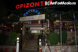 [P36] Intrarea în taverna Orizontes din Theologos, unde s-a desfăşurat seara noastră grecească.  » foto by ariciu*
 - 
<span class="allrVoted glyphicon glyphicon-heart hidden" id="av426842"></span>
<a class="m-l-10 hidden" id="sv426842" onclick="voting_Foto_DelVot(,426842,460)" role="button">șterge vot <span class="glyphicon glyphicon-remove"></span></a>
<a id="v9426842" class=" c-red"  onclick="voting_Foto_SetVot(426842)" role="button"><span class="glyphicon glyphicon-heart-empty"></span> <b>LIKE</b> = Votează poza</a> <img class="hidden"  id="f426842W9" src="/imagini/loader.gif" border="0" /><span class="AjErrMes hidden" id="e426842ErM"></span>