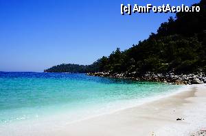 [P18] Marble beach » foto by grigo*
 - 
<span class="allrVoted glyphicon glyphicon-heart hidden" id="av423160"></span>
<a class="m-l-10 hidden" id="sv423160" onclick="voting_Foto_DelVot(,423160,460)" role="button">șterge vot <span class="glyphicon glyphicon-remove"></span></a>
<a id="v9423160" class=" c-red"  onclick="voting_Foto_SetVot(423160)" role="button"><span class="glyphicon glyphicon-heart-empty"></span> <b>LIKE</b> = Votează poza</a> <img class="hidden"  id="f423160W9" src="/imagini/loader.gif" border="0" /><span class="AjErrMes hidden" id="e423160ErM"></span>