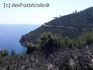 [P54] Drumul de coastă spre Skala Potamia pentru care ne-am întors la Marble Beach.  » foto by Aurici
 - 
<span class="allrVoted glyphicon glyphicon-heart hidden" id="av879177"></span>
<a class="m-l-10 hidden" id="sv879177" onclick="voting_Foto_DelVot(,879177,460)" role="button">șterge vot <span class="glyphicon glyphicon-remove"></span></a>
<a id="v9879177" class=" c-red"  onclick="voting_Foto_SetVot(879177)" role="button"><span class="glyphicon glyphicon-heart-empty"></span> <b>LIKE</b> = Votează poza</a> <img class="hidden"  id="f879177W9" src="/imagini/loader.gif" border="0" /><span class="AjErrMes hidden" id="e879177ErM"></span>