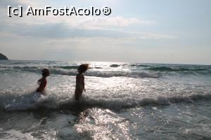 [P11] Paradise Beach Thassos - dupa ora 5 intra soarele in munte si e umbra e superb nisipul e ca faina si intrarea lina in apa ideal copii. Internet free de la bar bate pe toata plaja.  » foto by 3nergy
 - 
<span class="allrVoted glyphicon glyphicon-heart hidden" id="av859228"></span>
<a class="m-l-10 hidden" id="sv859228" onclick="voting_Foto_DelVot(,859228,460)" role="button">șterge vot <span class="glyphicon glyphicon-remove"></span></a>
<a id="v9859228" class=" c-red"  onclick="voting_Foto_SetVot(859228)" role="button"><span class="glyphicon glyphicon-heart-empty"></span> <b>LIKE</b> = Votează poza</a> <img class="hidden"  id="f859228W9" src="/imagini/loader.gif" border="0" /><span class="AjErrMes hidden" id="e859228ErM"></span>